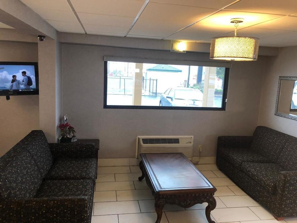 Hotel Super 8 By Wyndham Shelby Extérieur photo