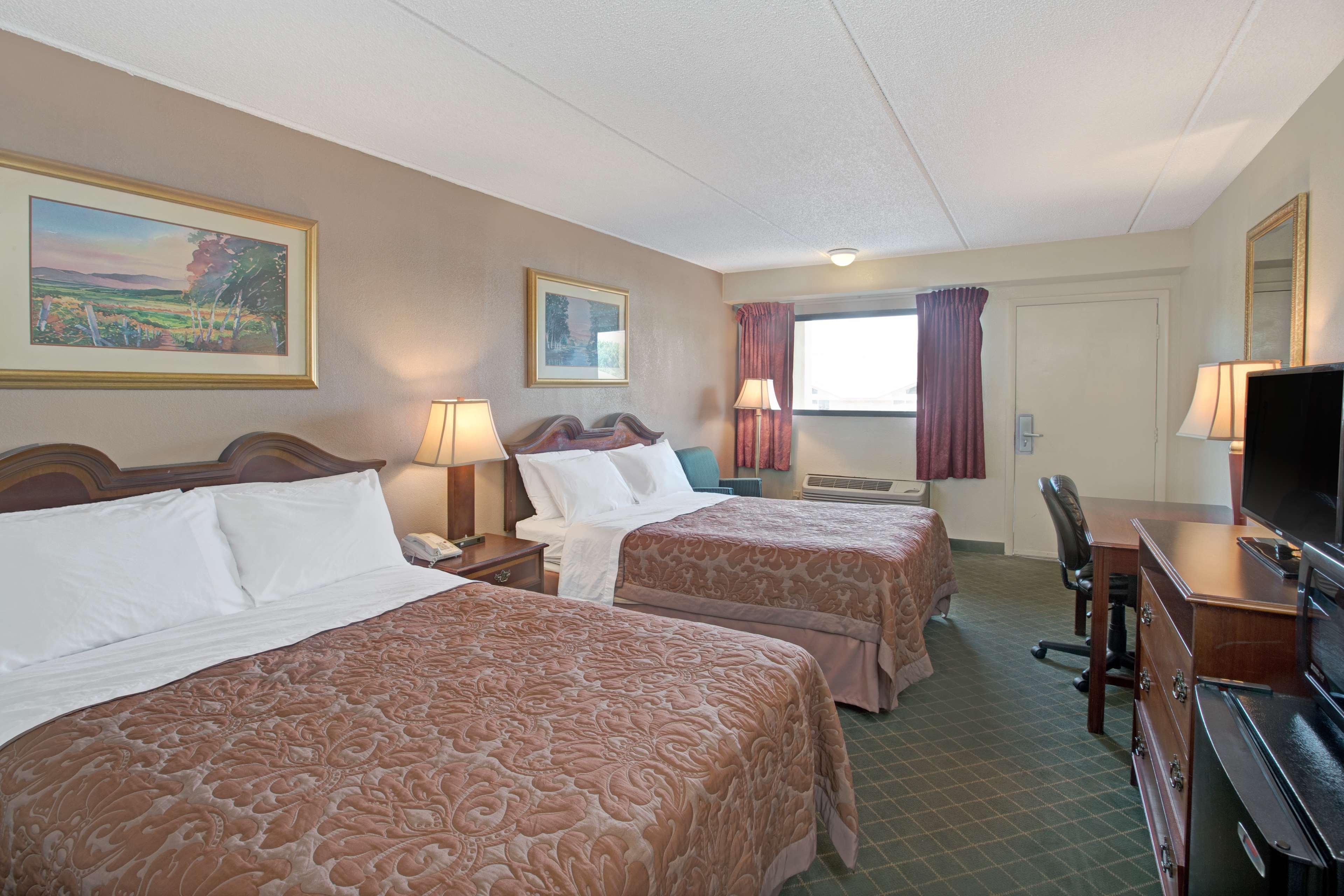 Hotel Super 8 By Wyndham Shelby Extérieur photo
